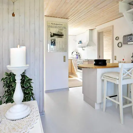 別荘 Three-bedroom Holiday In 1 *
